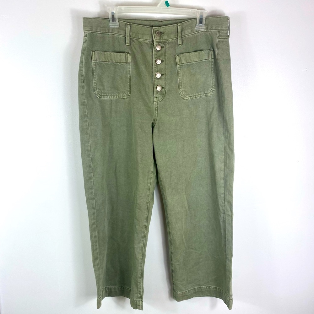 American Eagle Crop Jeans